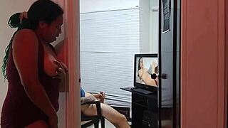 started masturbating to porn and ended up banging my hermanastra 😜