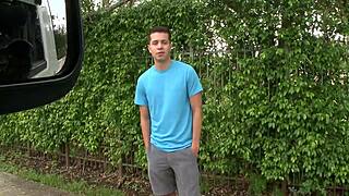 Gay guys sucking cock in free porn video