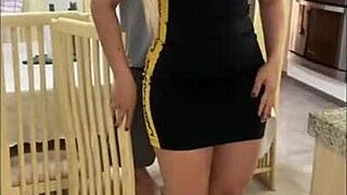 Boss lady drinks milk from mini employee in quickie