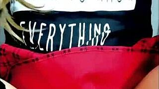 kinky footjob with young teen 😘