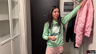 Public Pickup - Daring Guy Convinces Girl for Cash Sex Outdoors