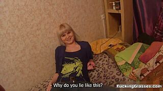 fuck that glasses teen in doggystyle