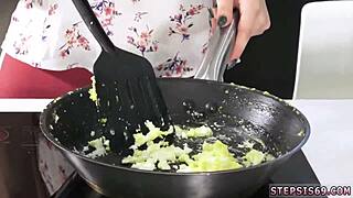 Teen Girl Gets Double Teamed In Family Fucking Session