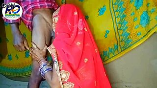 desi village bhabhi strips saree for intense fingering chudai! 💋
