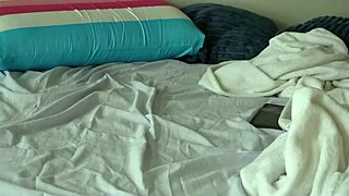 Cantora Gravou Clipe e Transou com Assistente de Gravação