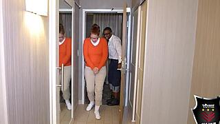 कर्वी जिंजर रेइघ को रोम मेजर इंटेंस इंटररेशियल चुदाई बाद फेशियल