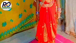 desi village bhabhi strips saree for intense fingering chudai! 💋