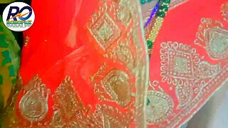 desi village bhabhi strips saree for intense fingering chudai! 💋