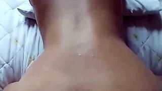 Mi Amigo Me Trata Como Su Puta y Se Siente Muy Bien