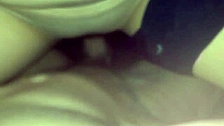 She cumz while I fuk her hard