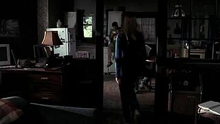 i love watching this supernatural sexy bikini girl swimming with natural tits