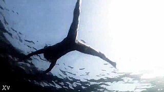 i love watching this supernatural sexy bikini girl swimming with natural tits