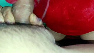 नवविवाहित जोड़ा गर्म सेक्स का मजा लेता है