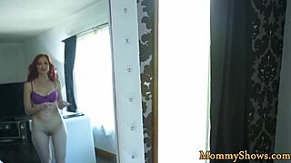 Stepmom Licked by Stunning Teen Babe