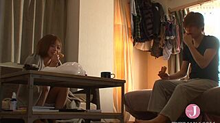 a strange life together with my ex-girlfriend who suddenly moved into my room