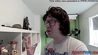 amateur gives handjob to nerd in reality