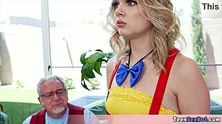 time for the sexrobot's first rodeo!