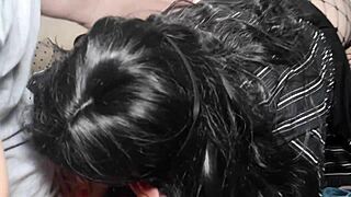 पुरानी इटालियन ग्रेनी टॉय बॉय को सीक्रेटली चोदती है।