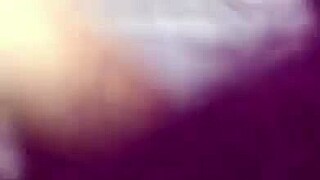 damn, banging my hot hermanastra and finishing on her juicy nalgas, part 1!