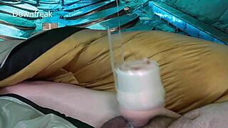 अरे, फ्लेशलाइट लॉन्च से हाथ-मुक्त मस्ती की कोशिश... चमकदार बैग नीचे!