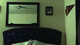 Fucking that old milf with big cock 😈