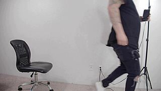 Slutty blonde marilyn johnson, want to see her ass and cunt wrecked?