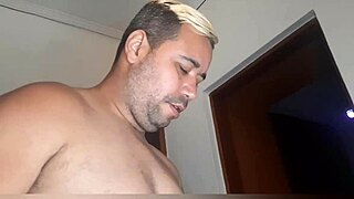 leo fernandezxxx lolla martinelli my wife got hot took off panties wore short dress very horny to give ass