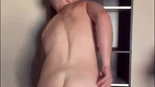 Twink jerks off in the sunlight