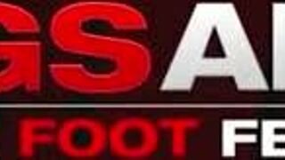 Blonde bombshell Amaris gives footjob and pussy fucking?