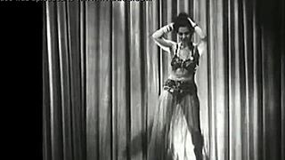 Ever seen vintage showgirls strip with natural tits on display?