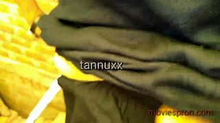 गर्लफ्रेंड नाहा के साथ आउटडोर सेक्स, देखो हम हार्ड फक करते हैं! 😍