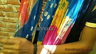 गर्लफ्रेंड नाहा के साथ आउटडोर सेक्स, देखो हम हार्ड फक करते हैं! 😍