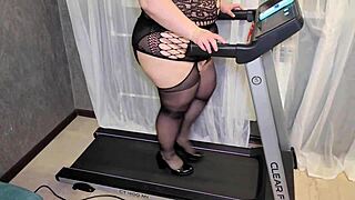 Milf housewife with huge belly bounces and moves like a pro