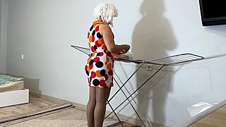 old housewife stretches ass for bigger dick, so naughty 🍑