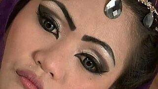 Oriental solo action with sexy Aun stripping down in a steamy Bangkok scene. Her moves will keep you hooked!