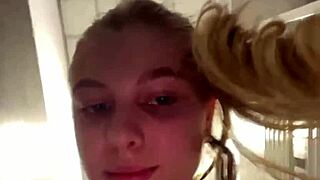 Extreme fingering pussy close up anal plug big ass