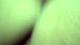 busting a huge fat load inside my girlfriend pussy