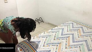 I sneak into my stepsister’s house and convince her for rough sex.