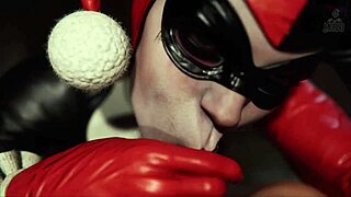 hey, wanna see harley quinn ride in spanish?