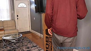 Man, this sex doll feels incredibly real to me!