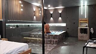 Levei Minha Amiga No Motel De Luxo Ela Adorou E Acabou Liberando O Cuzinho!!