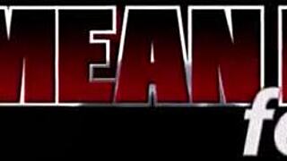 Dominant babe Ayla Aysel craves worship of her toes and big tits