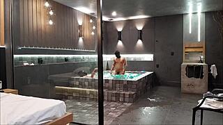 Levei Minha Amiga No Motel De Luxo Ela Adorou E Acabou Liberando O Cuzinho!!