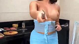 slave deep throat and ass public fucked