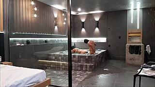 Levei Minha Amiga No Motel De Luxo Ela Adorou E Acabou Liberando O Cuzinho!!