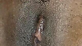 Tamil wife gets her shaved pussy licked by hubby 😋