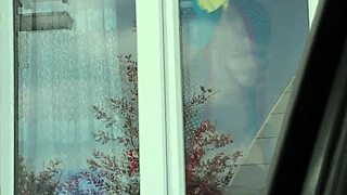 Taxi Driver Spots Naked Milf in Stockings Without Panties