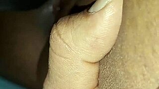 Tamil wife gets her shaved pussy licked by hubby 😋