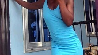 Watch Crazybitch Twerking Wildly On The Balcony!