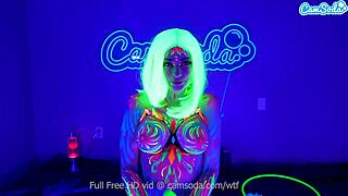 jewelz blu stuns in body paint and solo play